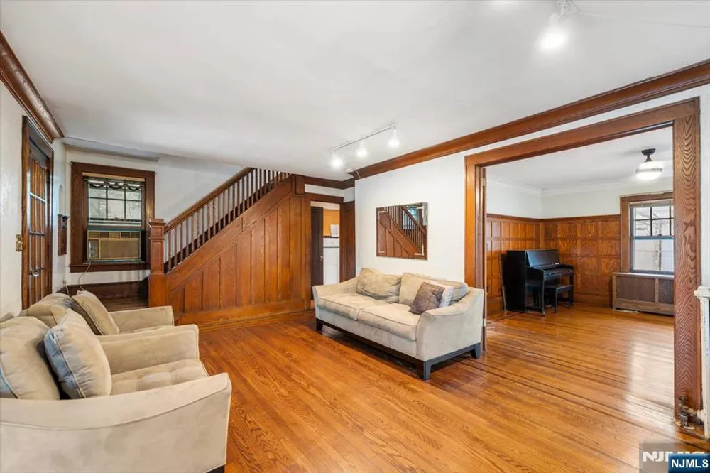 67 Montross Avenue Rutherford, NJ 07070