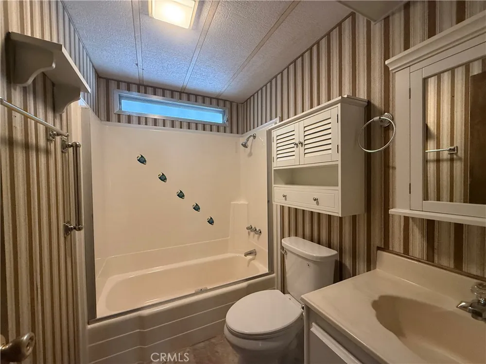 975 California #9 Calimesa, CA 92320