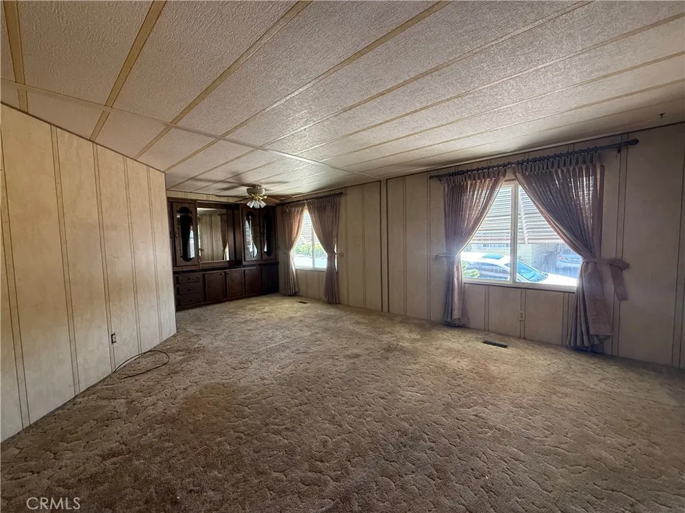 975 California #9 Calimesa, CA 92320