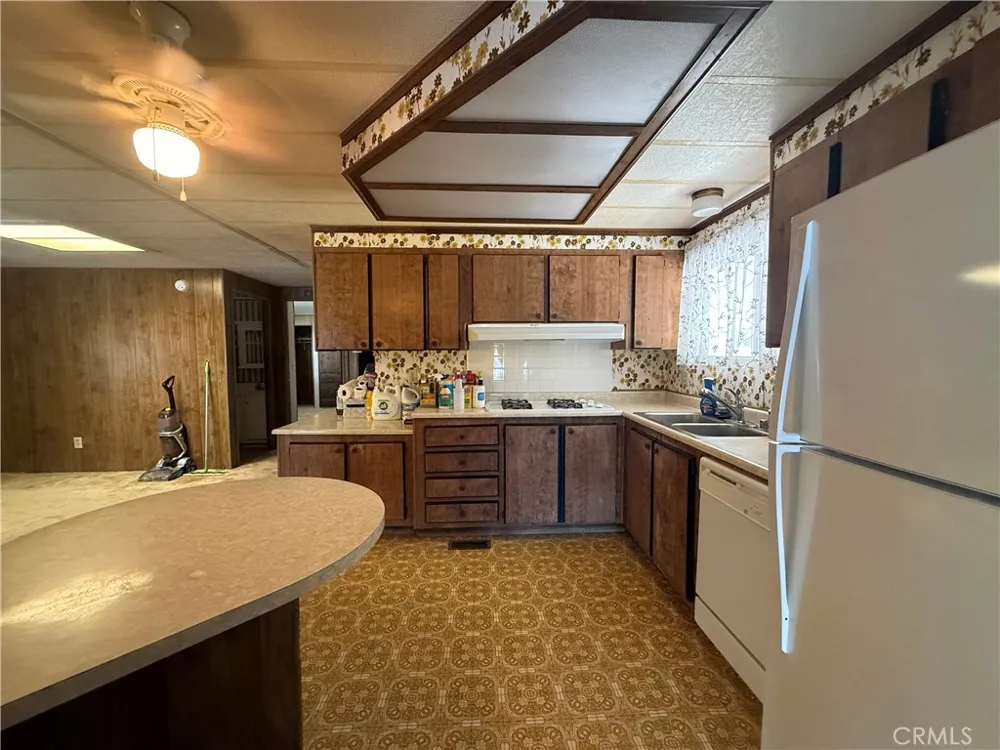 975 California #9 Calimesa, CA 92320