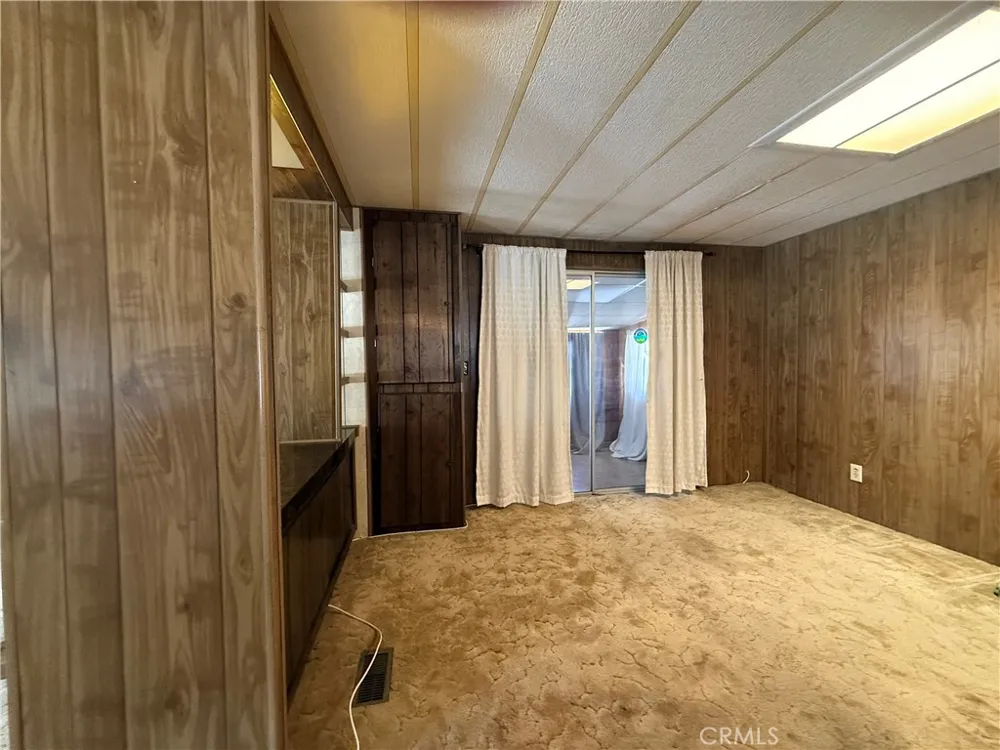975 California #9 Calimesa, CA 92320