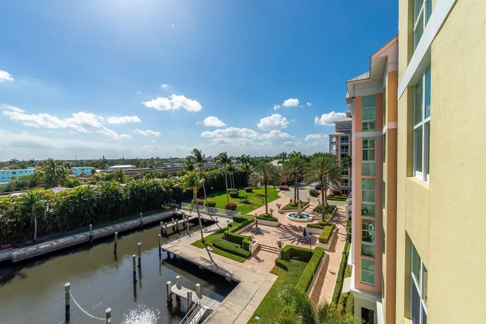 806 E Windward Way #524 Lantana, FL 33462