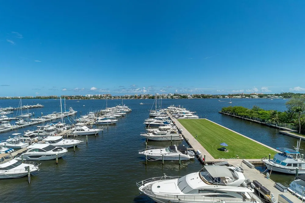 806 E Windward Way #524 Lantana, FL 33462