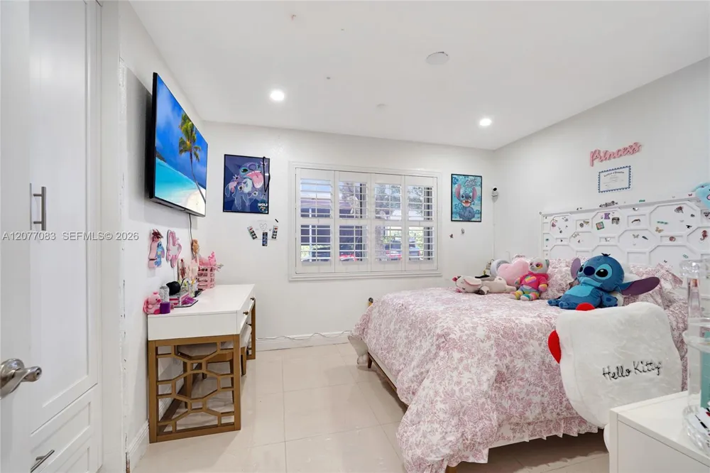 15290 SW 200th St Miami, FL 33187