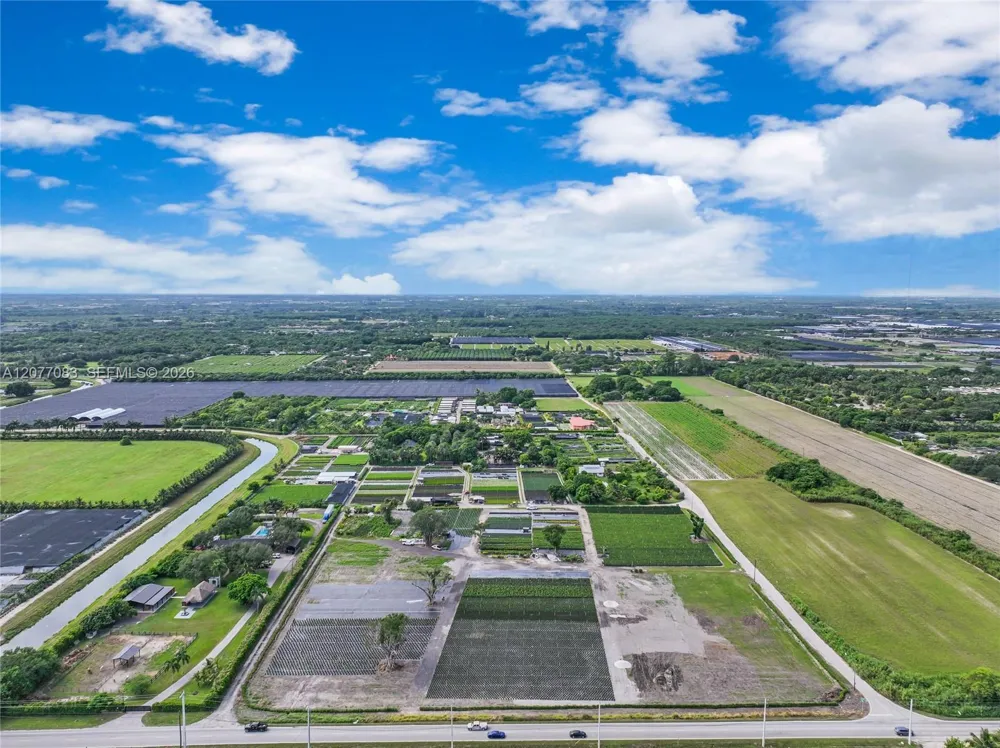 15290 SW 200th St Miami, FL 33187