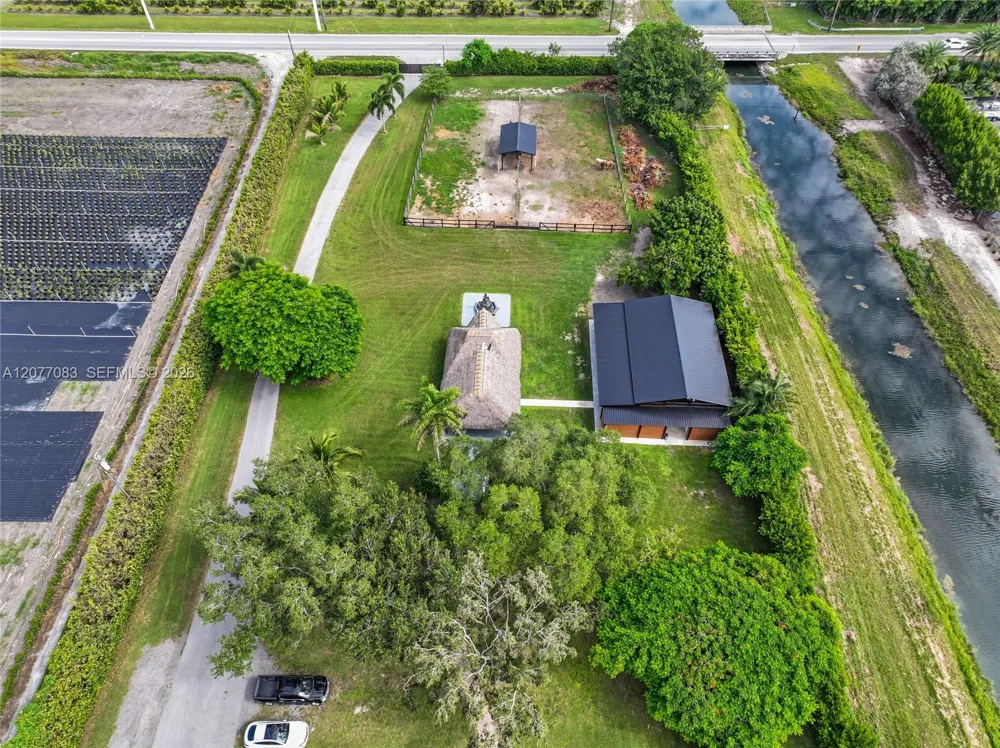 15290 SW 200th St Miami, FL 33187