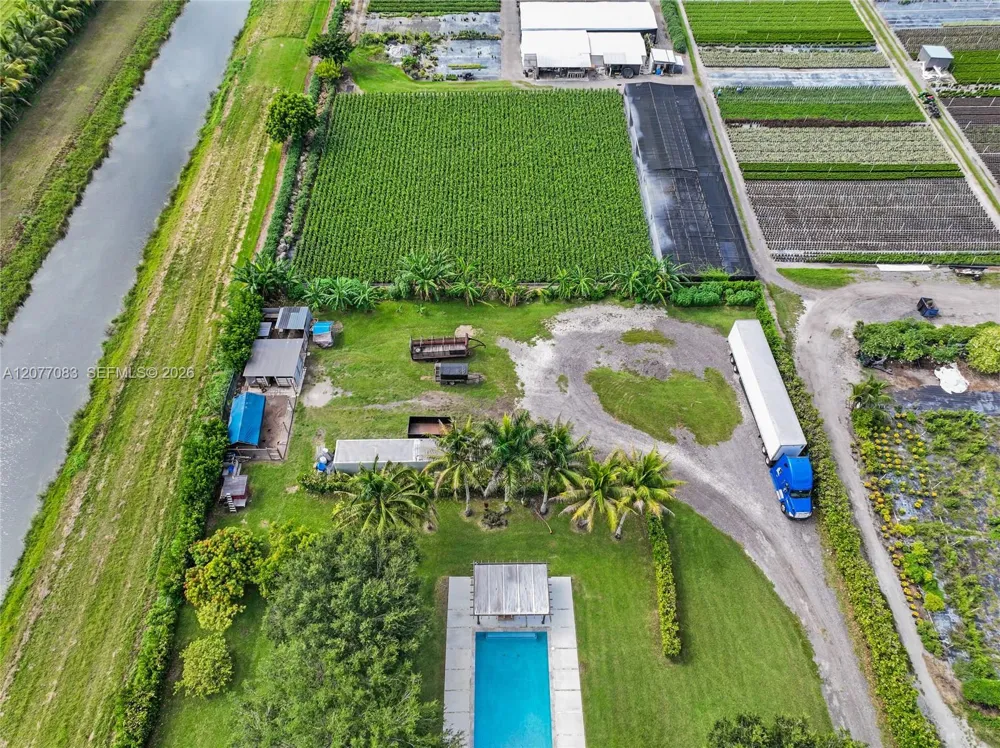15290 SW 200th St Miami, FL 33187