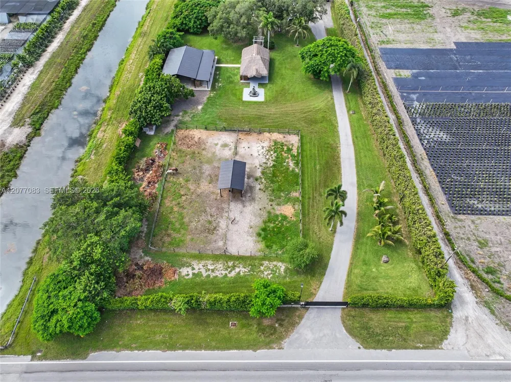 15290 SW 200th St Miami, FL 33187