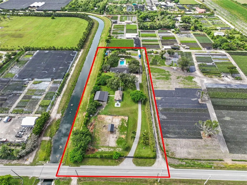 15290 SW 200th St Miami, FL 33187