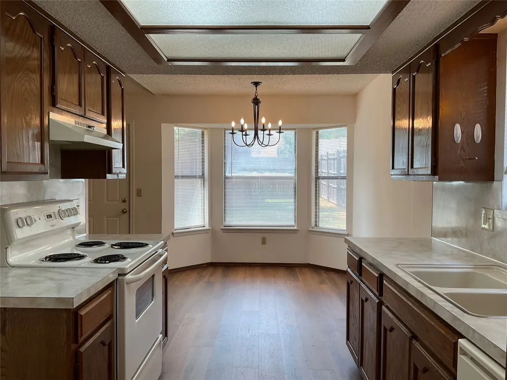 6722 S 110th EastAvenue Tulsa, OK 74133