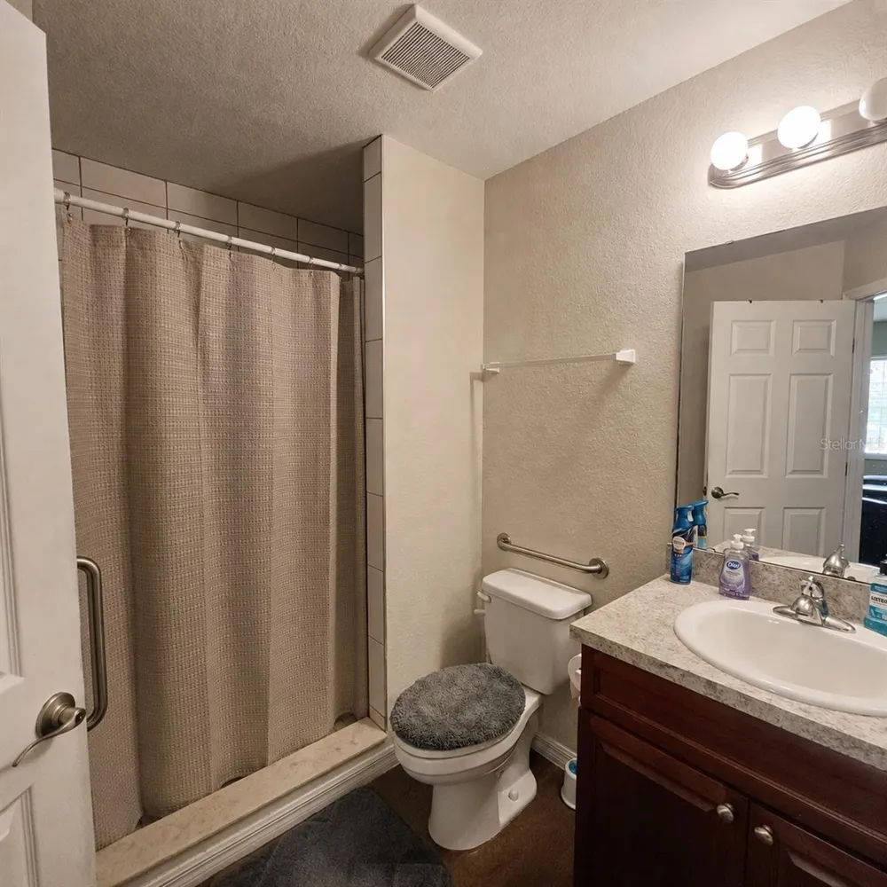 4370 AVENUE Q Auburndale, FL 33823