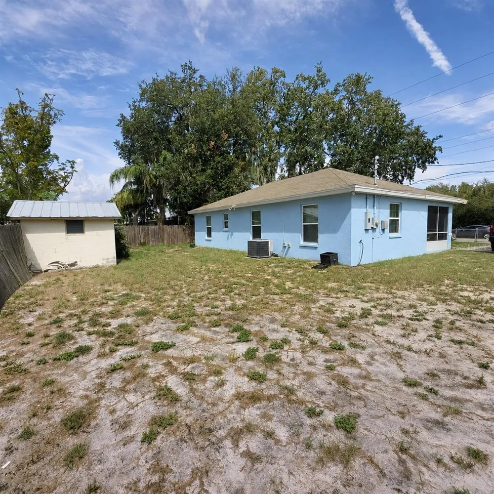 4370 AVENUE Q Auburndale, FL 33823