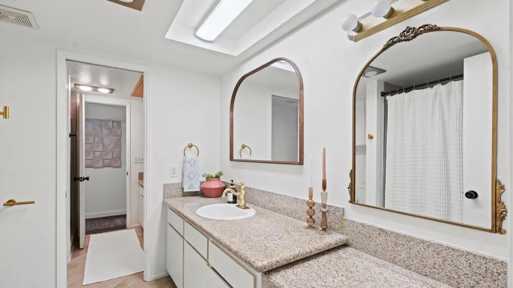3404 Oak Cliff Drive #5 Fallbrook, CA 92028
