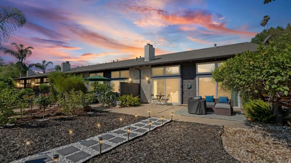 3404 Oak Cliff Drive #5 Fallbrook, CA 92028