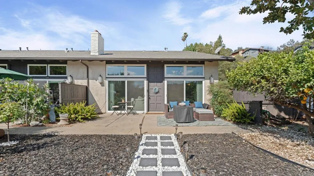 3404 Oak Cliff Drive #5 Fallbrook, CA 92028