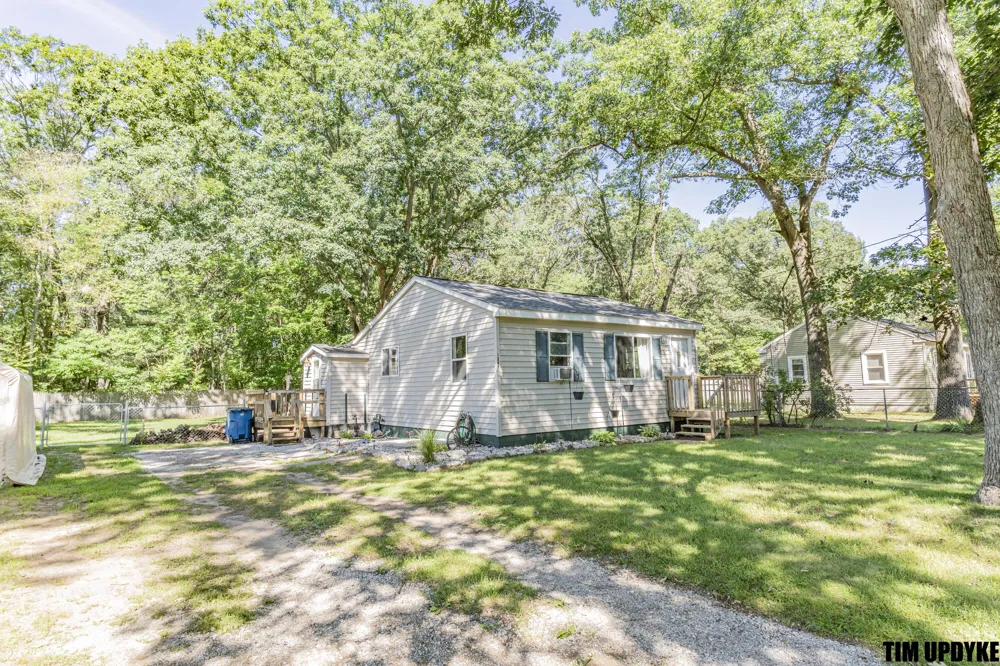 1341 S Bolen Road Muskegon, MI 49442