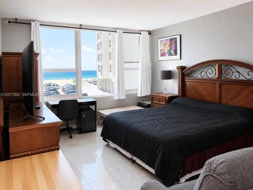 3505 S Ocean Dr #206 Hollywood, FL 33019
