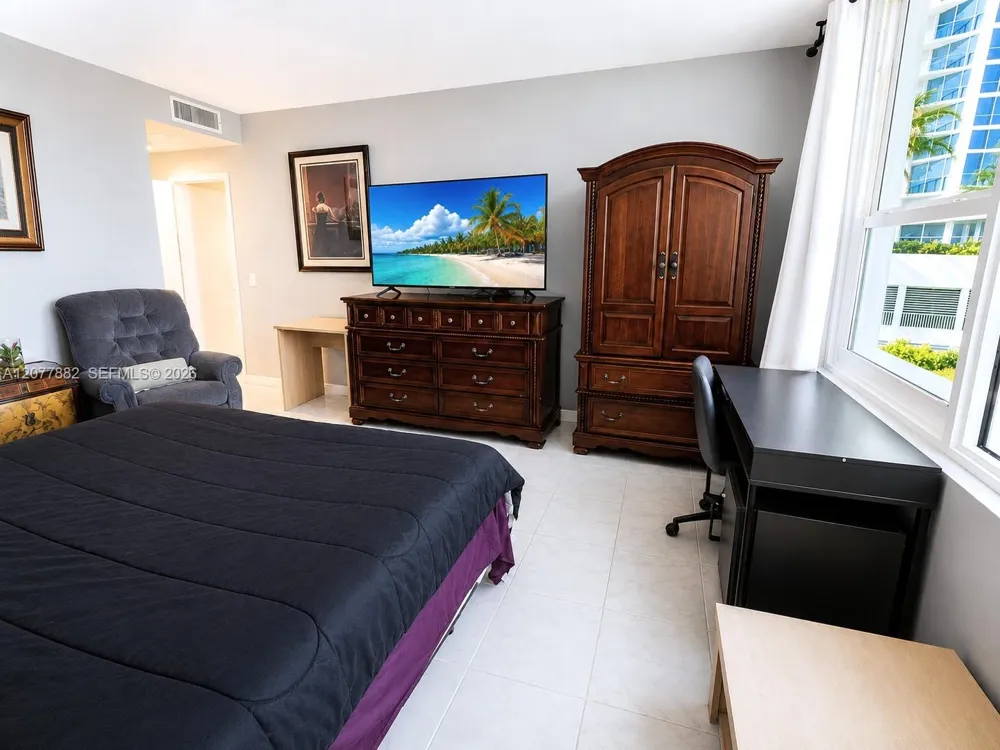 3505 S Ocean Dr #206 Hollywood, FL 33019