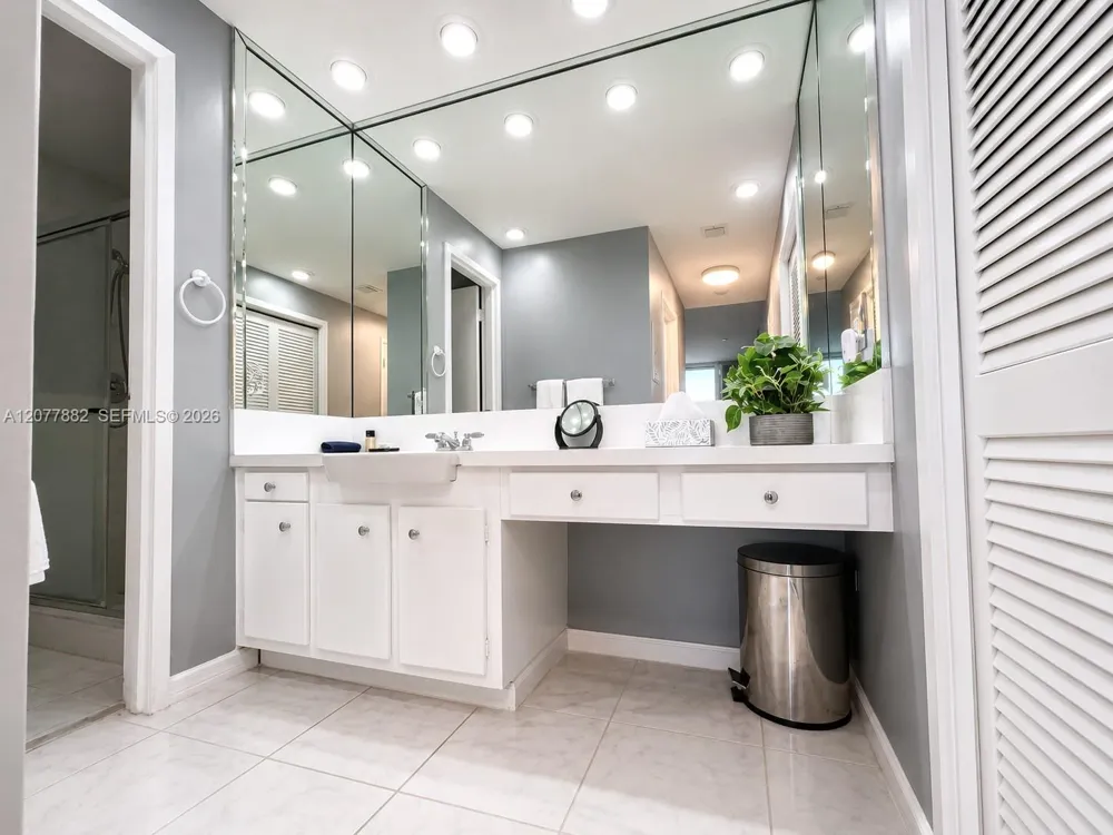 3505 S Ocean Dr #206 Hollywood, FL 33019