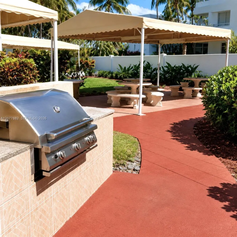 3505 S Ocean Dr #206 Hollywood, FL 33019