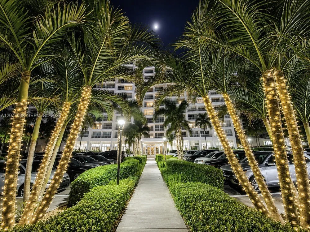 3505 S Ocean Dr #206 Hollywood, FL 33019