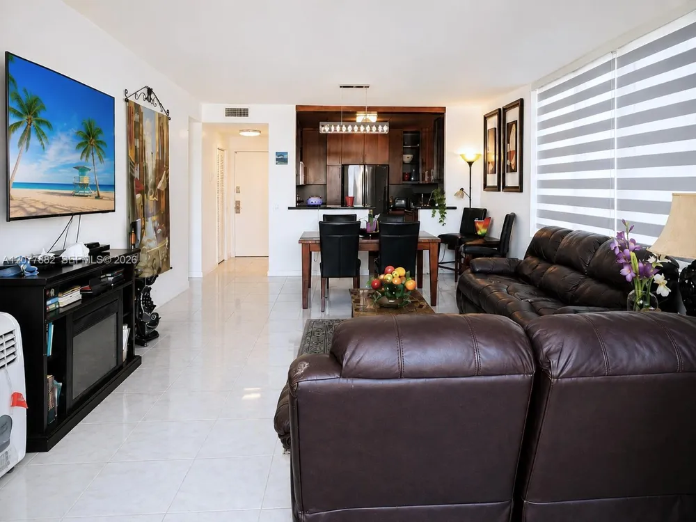 3505 S Ocean Dr #206 Hollywood, FL 33019