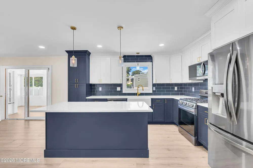 520 Beach Avenue Beachwood, NJ 08722