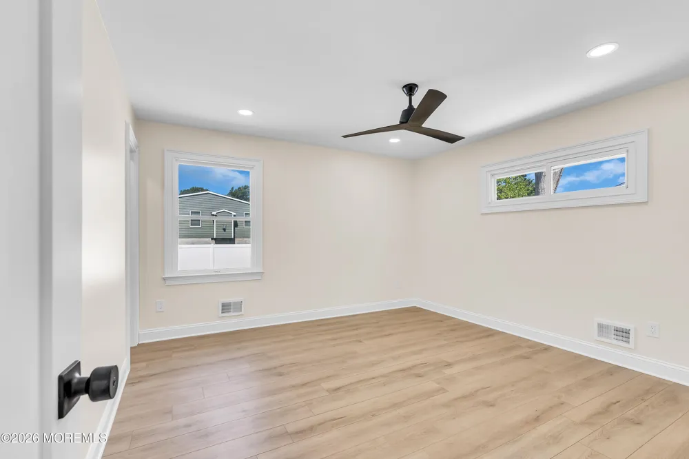520 Beach Avenue Beachwood, NJ 08722