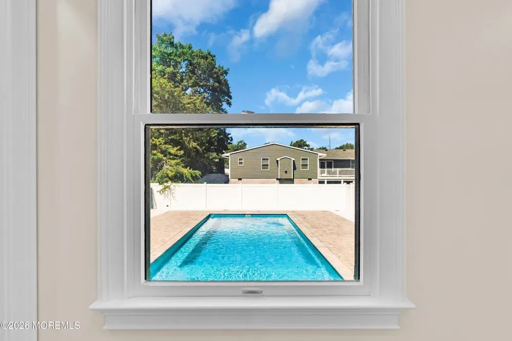520 Beach Avenue Beachwood, NJ 08722