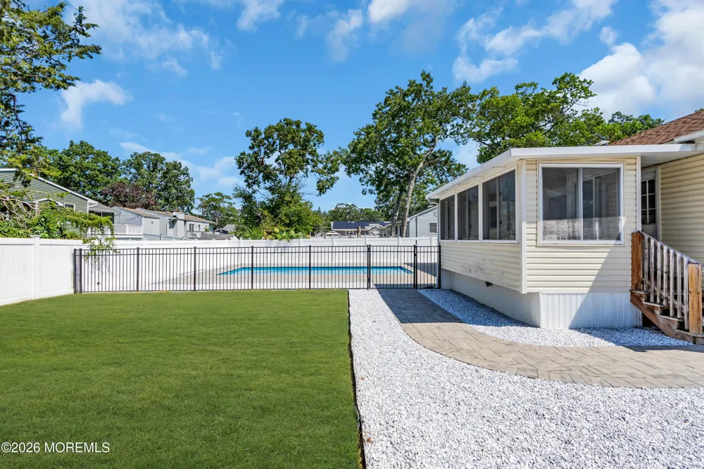 520 Beach Avenue Beachwood, NJ 08722