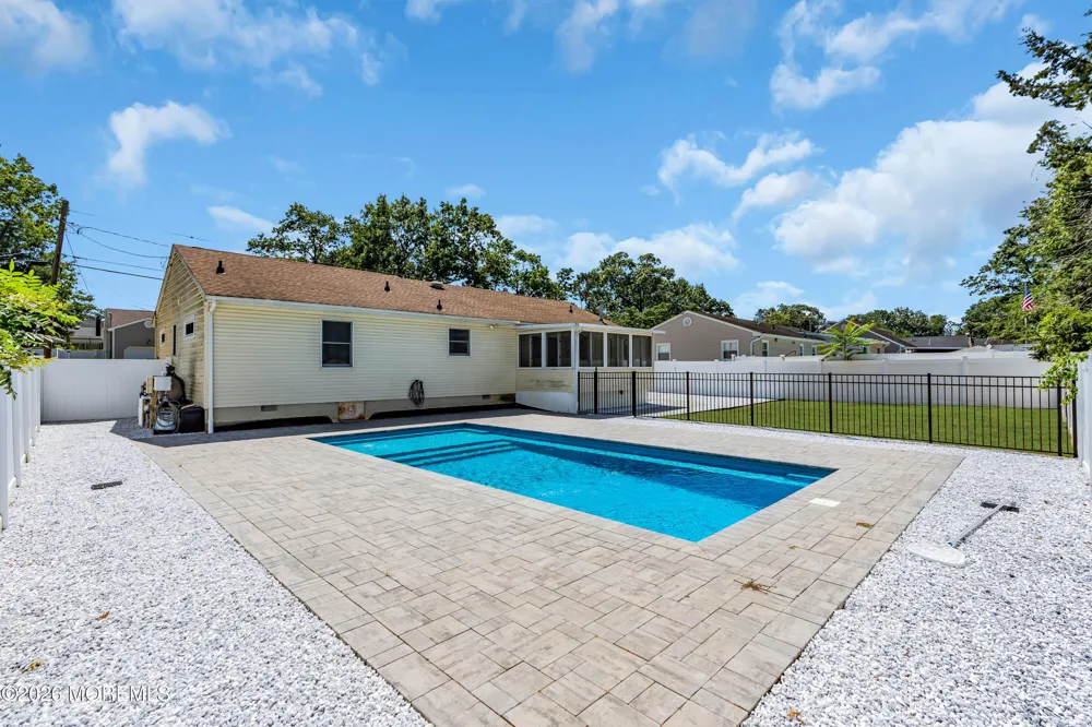 520 Beach Avenue Beachwood, NJ 08722