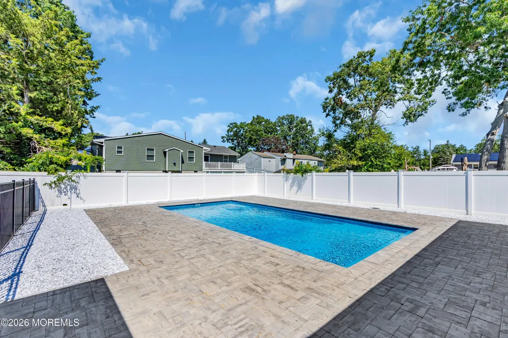 520 Beach Avenue Beachwood, NJ 08722