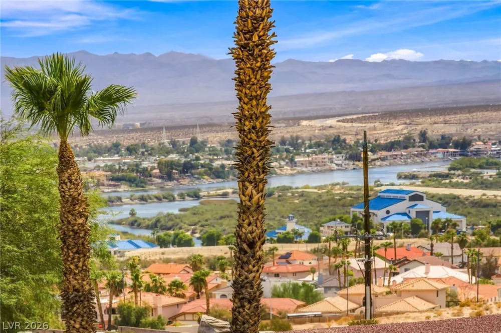 2099 Pebble Creek Lane Laughlin, NV 89029