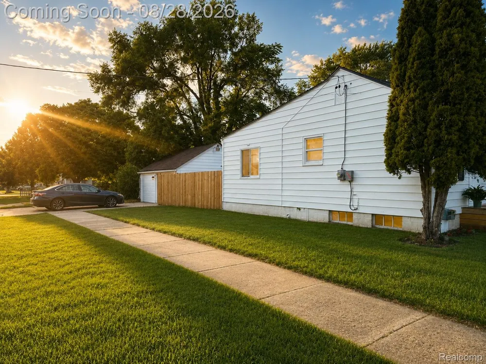 948 Hubbard Avenue Flint City, MI 48503