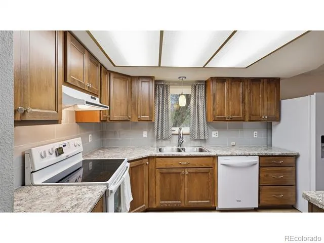 817 Meng Drive Fort Morgan, CO 80701