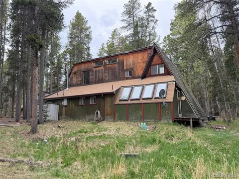 398 Deer Road