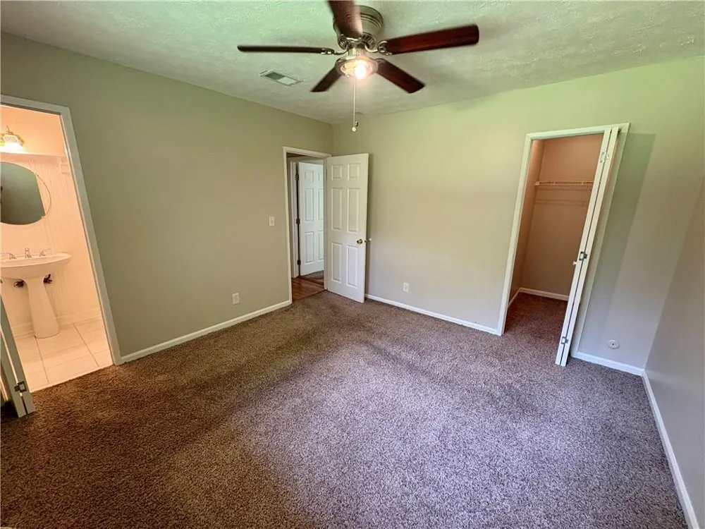 2892 Haddon Drive Rex, GA 30273