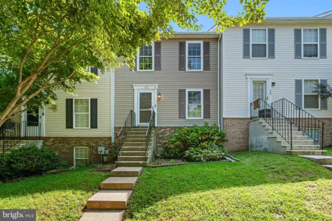 126 TOWNE COURT