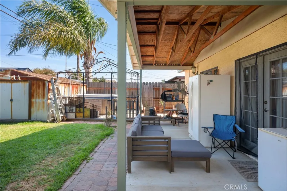 1310 Mary Santa Maria, CA 93458