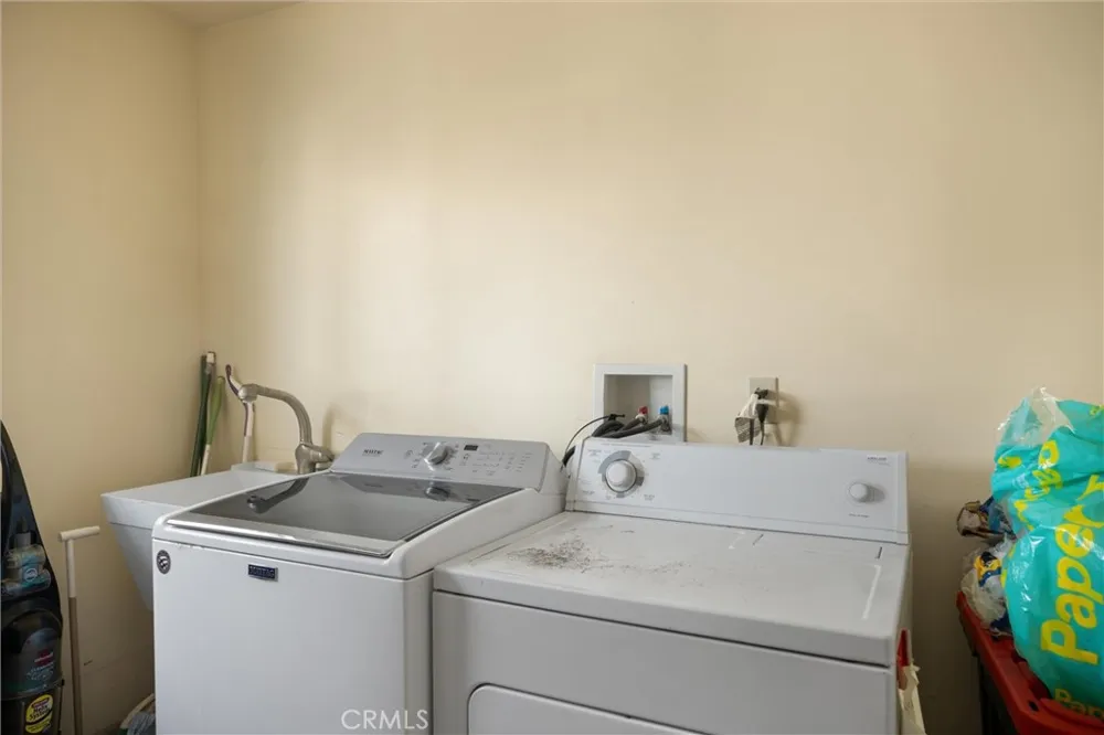 1310 Mary Santa Maria, CA 93458