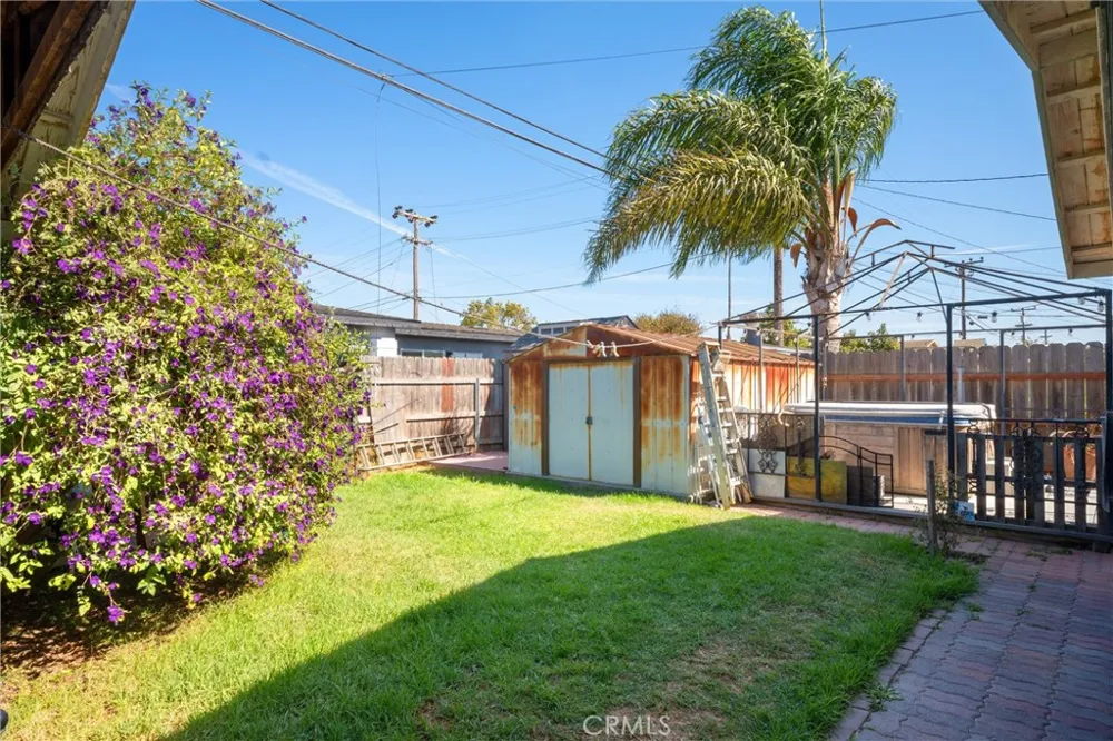 1310 Mary Santa Maria, CA 93458