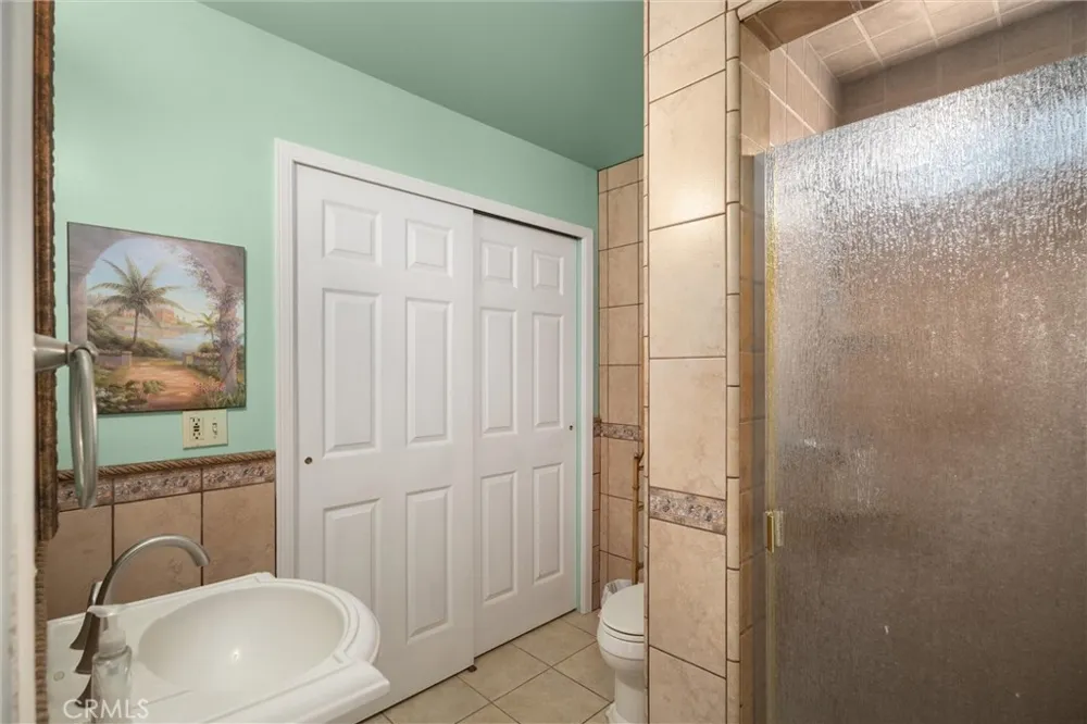 1310 Mary Santa Maria, CA 93458