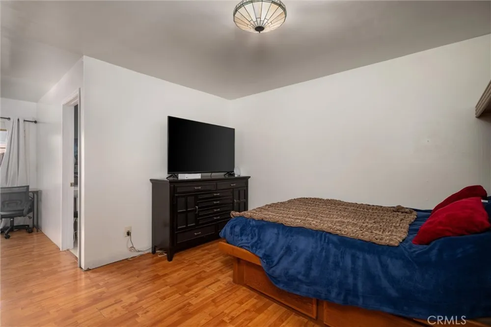 1310 Mary Santa Maria, CA 93458