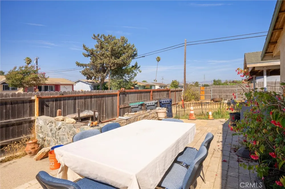 1310 Mary Santa Maria, CA 93458