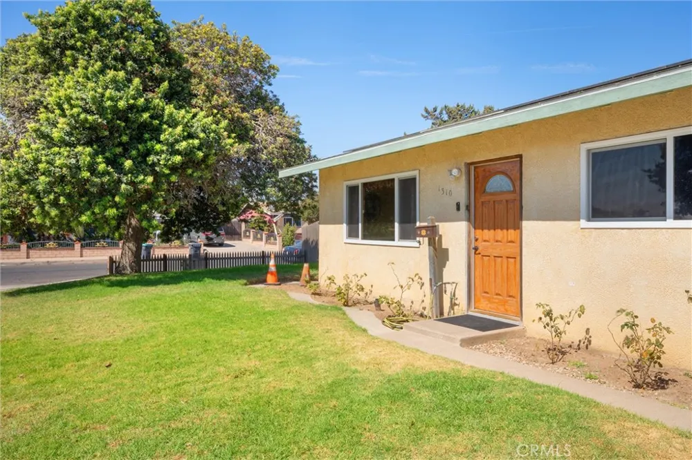 1310 Mary Santa Maria, CA 93458