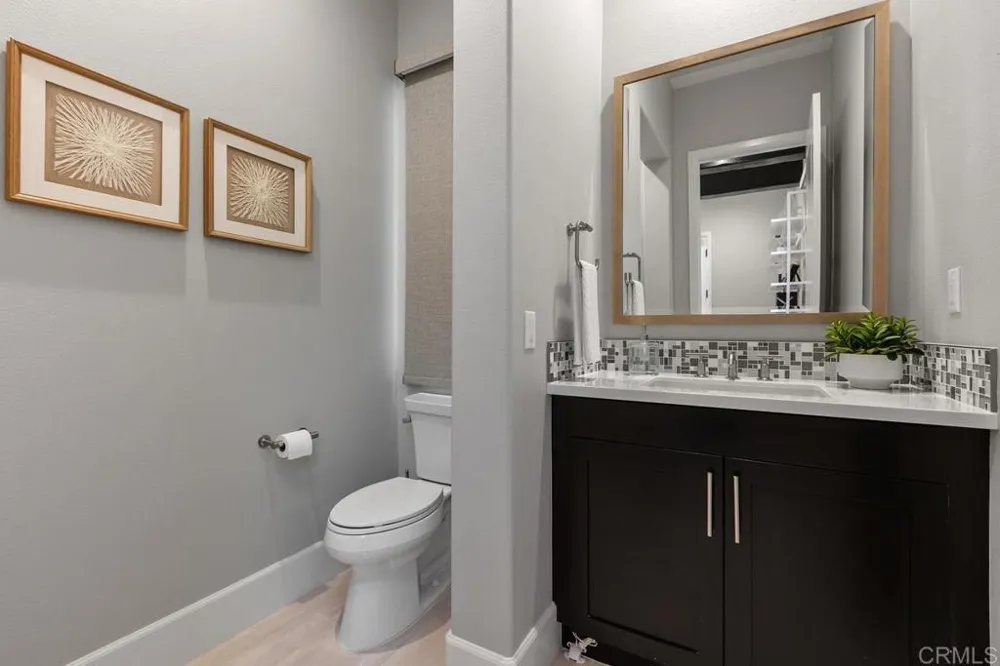 18338 Avenida Apice Rancho Santa Fe, CA 92067