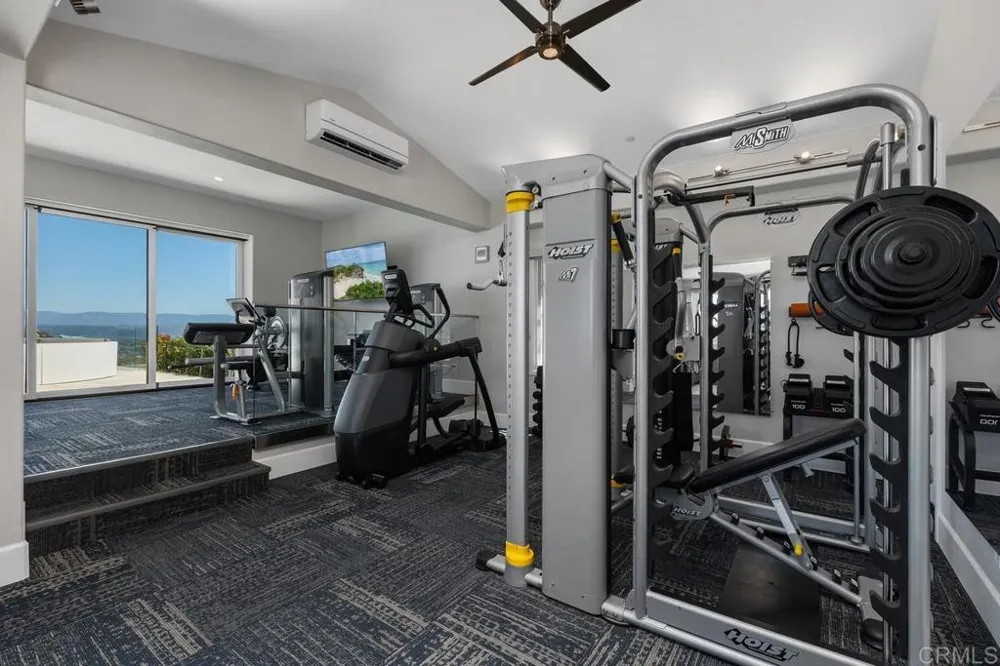 18338 Avenida Apice Rancho Santa Fe, CA 92067