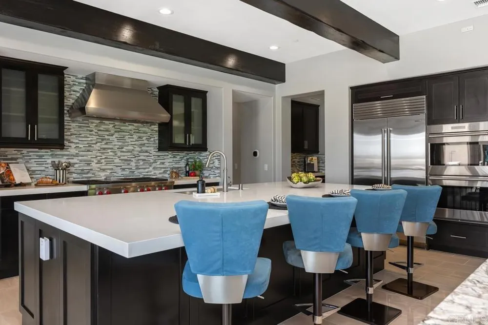 18338 Avenida Apice Rancho Santa Fe, CA 92067
