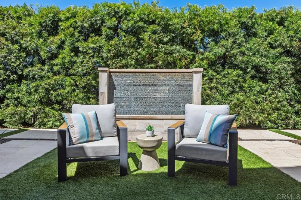 18338 Avenida Apice Rancho Santa Fe, CA 92067