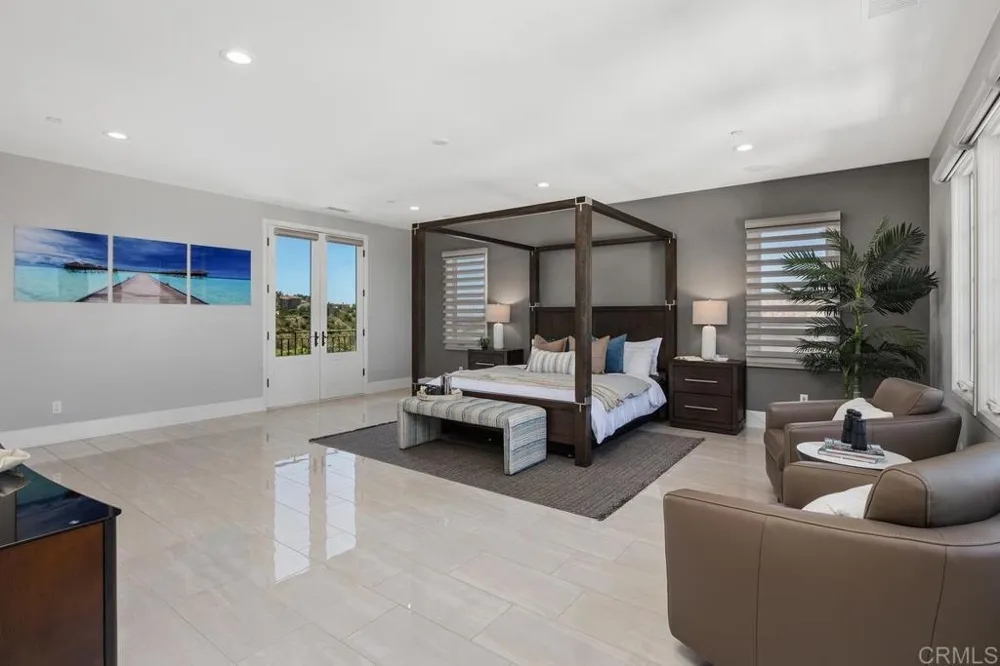 18338 Avenida Apice Rancho Santa Fe, CA 92067